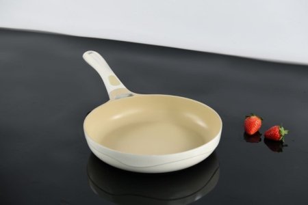 مقلاة صب ألمنيوم - Retro - بيج